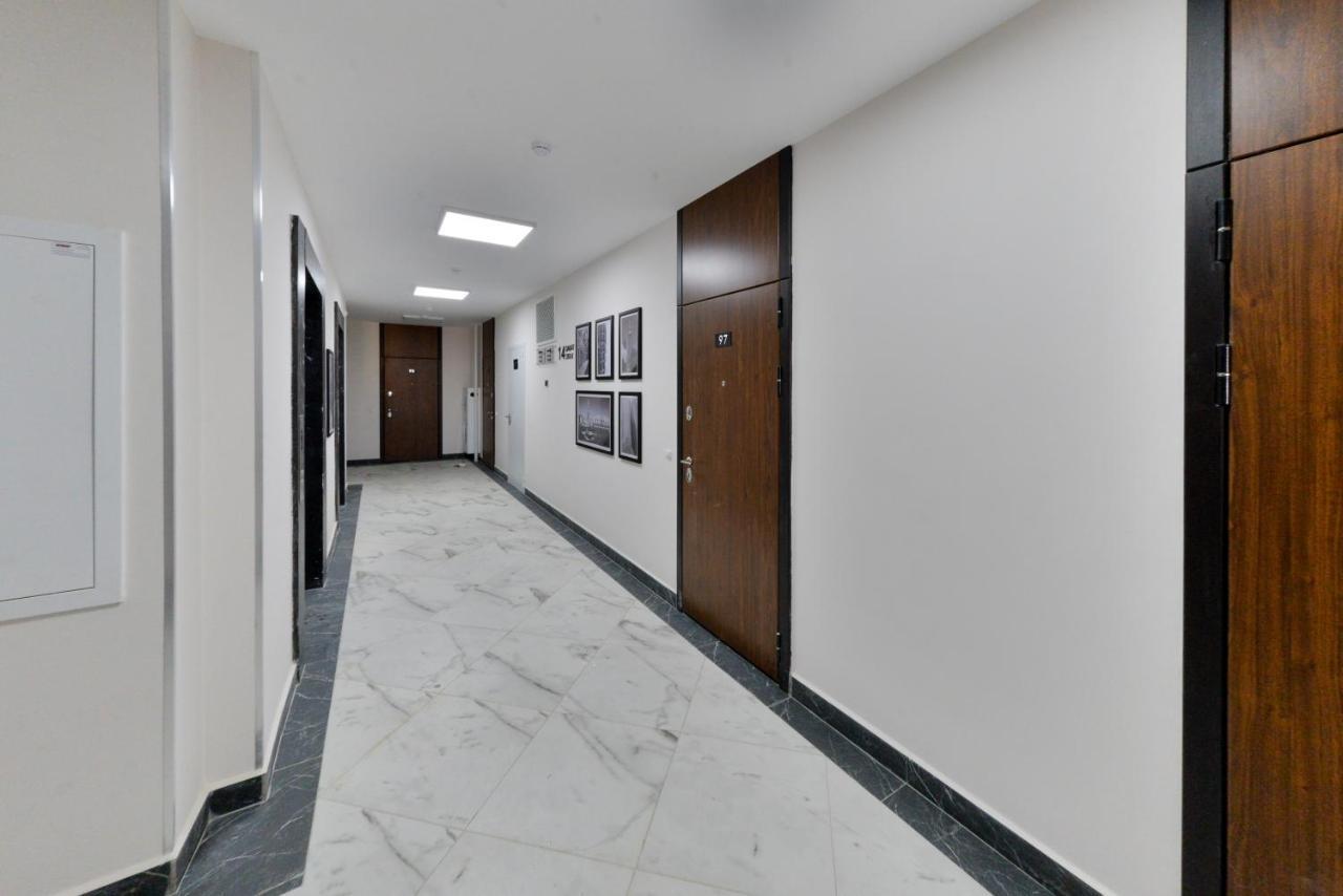 Ernaz Plus Apartments: Sauran-Towers Астана Екстериор снимка